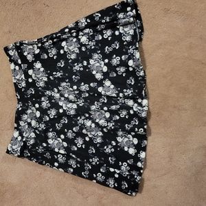 Skirt sz L. A mini A-line